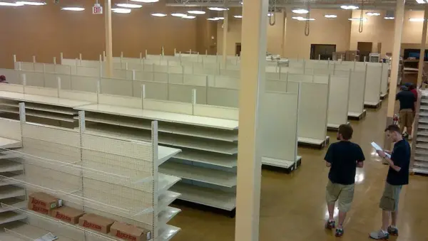 Retail Fixture Assembly
